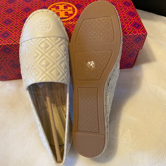 ✨NEW✨Tory Burch Quilted Flat Espadrille - Picture 8 of 8